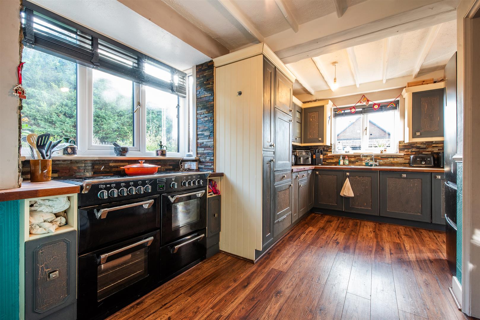 3 bed property in Brownedge Road, Preston